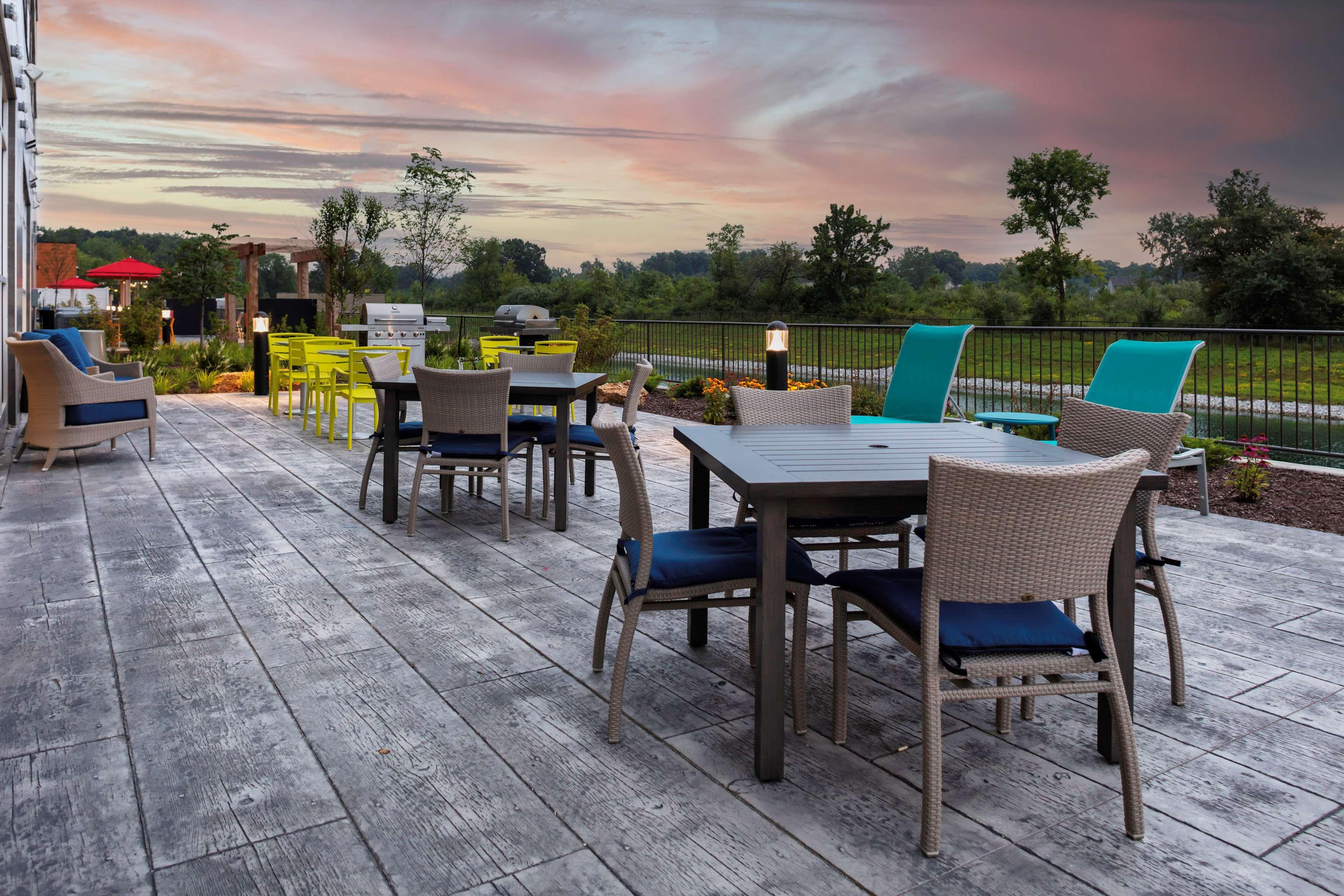 Home2 Suites By Hilton Fort Wayne North Sunnybrook Acres エクステリア 写真