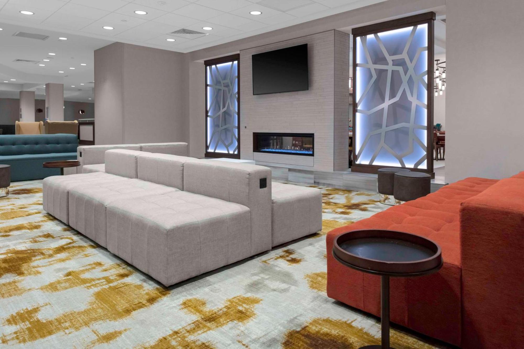 Home2 Suites By Hilton Fort Wayne North Sunnybrook Acres エクステリア 写真