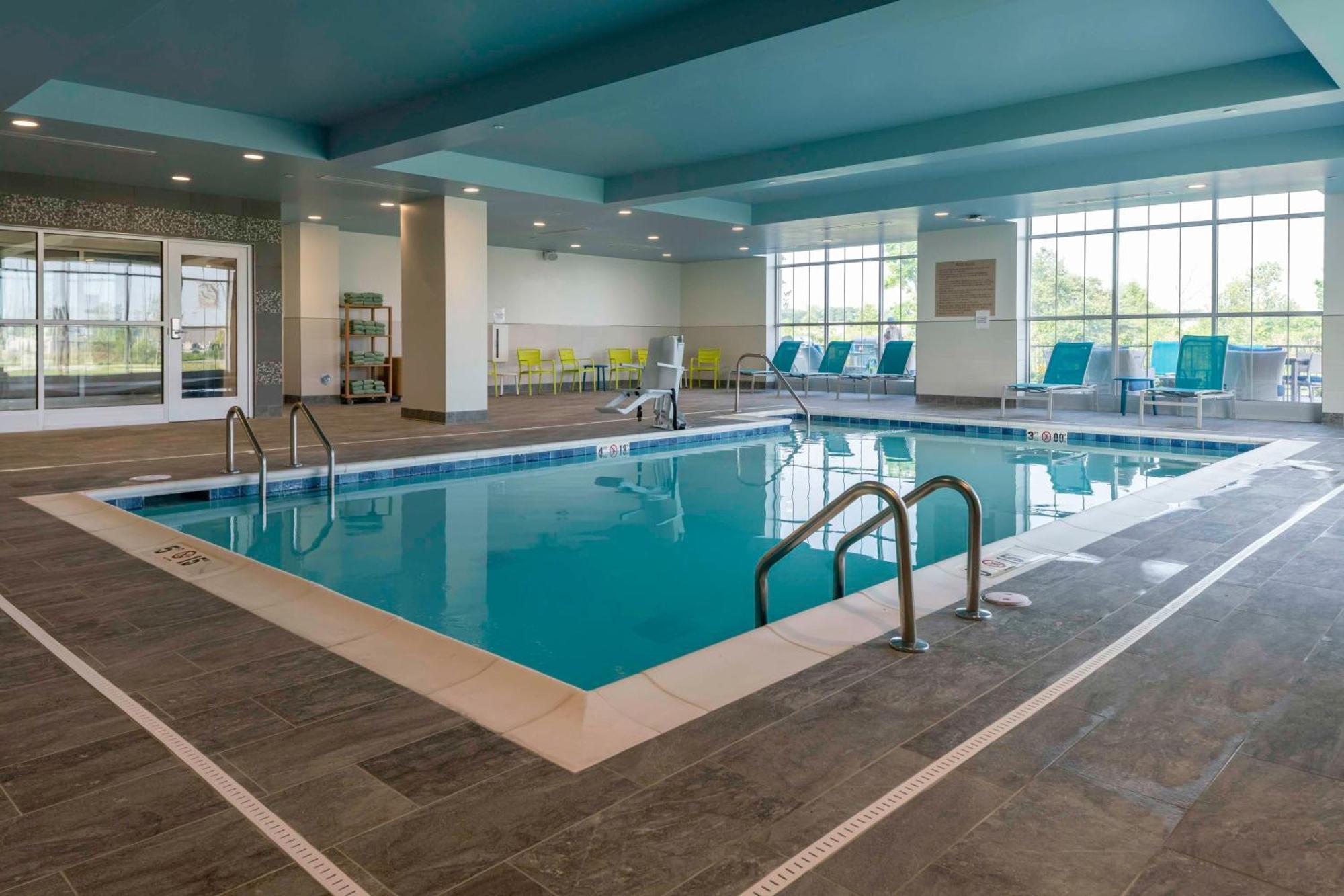 Home2 Suites By Hilton Fort Wayne North Sunnybrook Acres エクステリア 写真