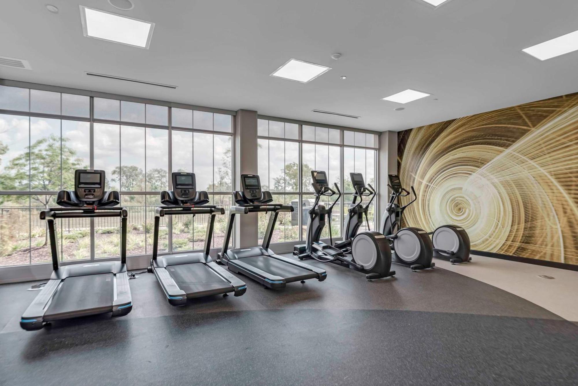 Home2 Suites By Hilton Fort Wayne North Sunnybrook Acres エクステリア 写真